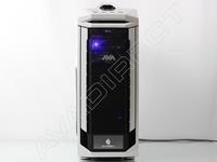 Cooler Master CM Storm Stryker gaming deskop