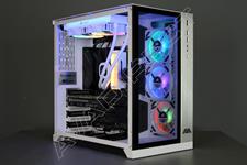 Lian-Li PC-O11 Dynamic custom gaming system