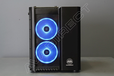 Corsair Crystal Series 280X RGB Tempered Glass Cube case - front view