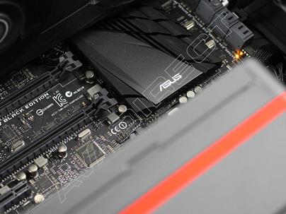  ASUS Rampage IV Black gaming computer