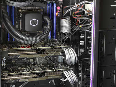 ASUS Rampage IV Black gaming system cable management