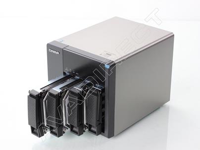 3 x Seagate 1TB Barracuda 7200 RPM Custom Backup Storage server