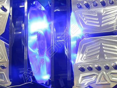  ASUS Z9PE-D8 WS gaming computer