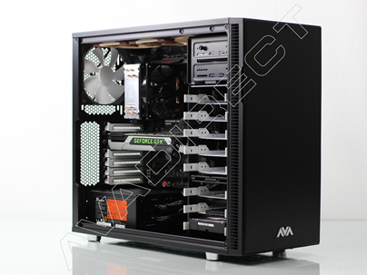  Crucial 32GB Ballistix Sport DDR4 custom gaming computer