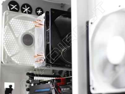  EVGA GeForce GTX 980 Ti gaming deskop