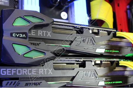 ASUS GeForce RTX™ 2080 Ti OC ROG-STRIX-RTX2080TI-O11G-GAMING in SLI