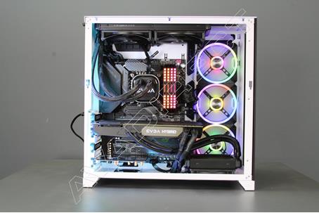 Lian-Li PC-O11 Dynamic Tempered Glass, mid Tower Case - side view