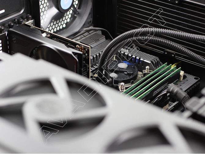  ASUS Sabertooth Z97 Mark 1 gaming deskop