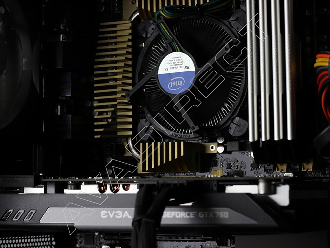  Corsair 32GB (4 x 8GB) DDR3-2133 gaming pc