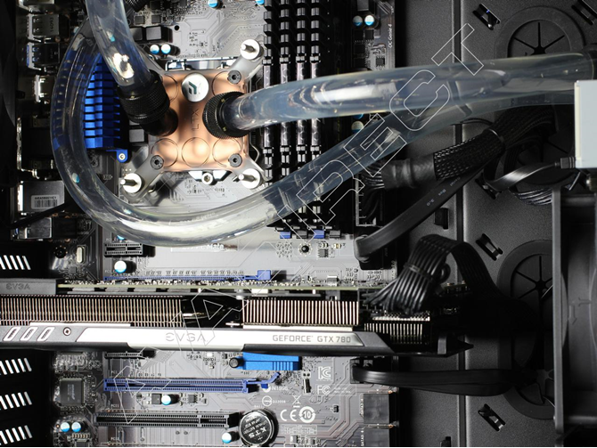 Corsair Vengeance liquid cooling component 