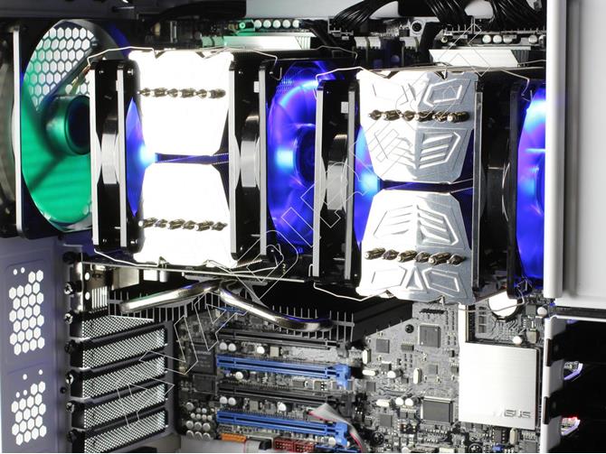  Crucial 64GB DDR3-1600 ECC gaming deskop