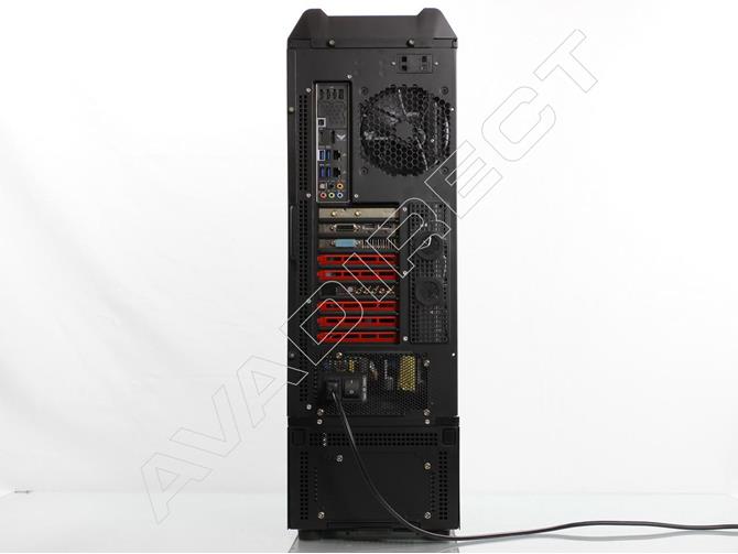 Antec Nineteen Hundred Red Case gaming computer