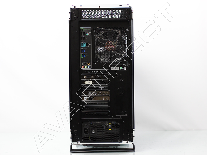 Corsair Graphite Series™ 760T Arctic gaming computer