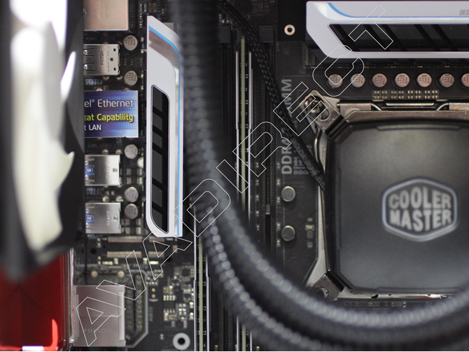  Crucial 32GB Ballistix Sport DDR4 gaming deskop