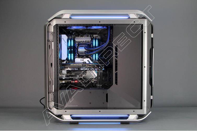 AVADirect X299 Extreme Gaming PC - inside - liquid cooling