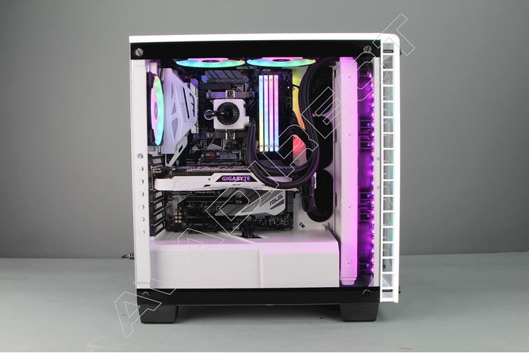 Custom Z370 Gaming PC - side