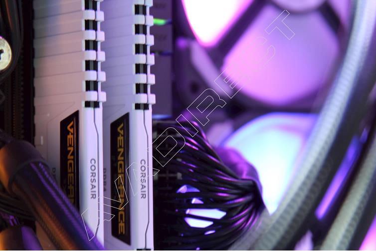 Corsair Vengeance LPX DDR4 3200MHz DIMM Memory 