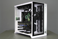 Lian-Li PC-O11 Dynamic custom gaming system