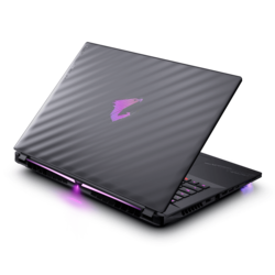 GIGABYTE AORUS MASTER 18 Gaming Laptop